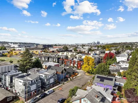 6917 Carleton Ave S Seattle WA 98108
