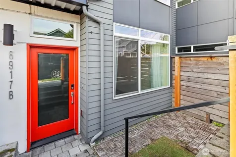 6917 Carleton Ave S Seattle WA 98108