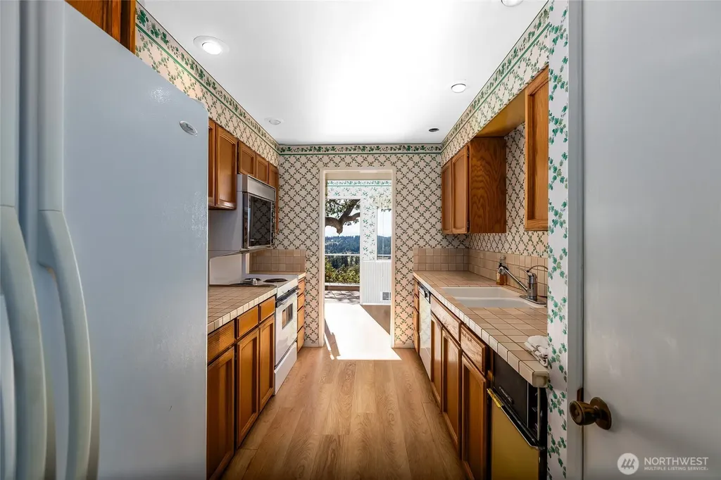 327 Twin Oaks Drive Friday Harbor WA 98250