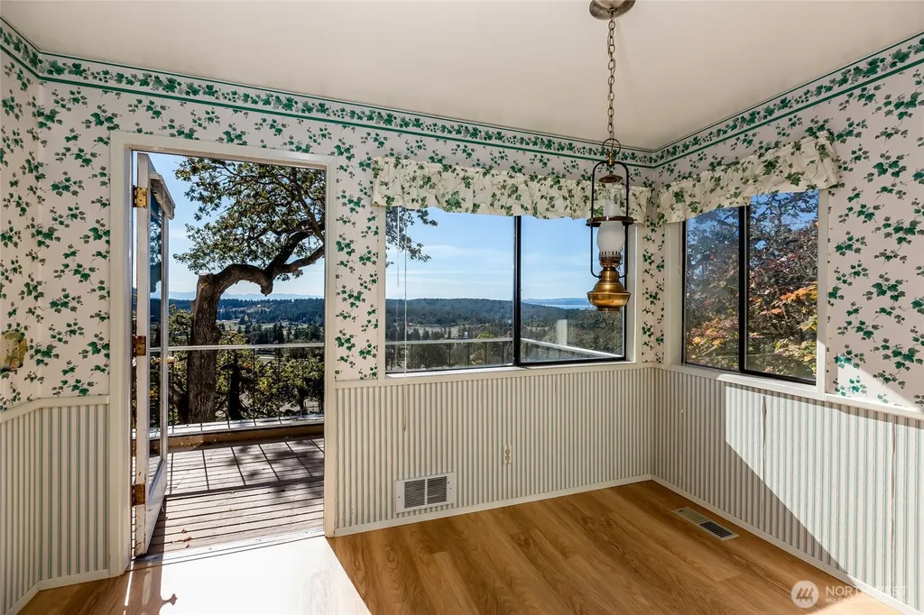 327 Twin Oaks Drive Friday Harbor WA 98250