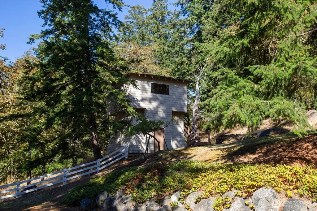 327 Twin Oaks Drive Friday Harbor WA 98250