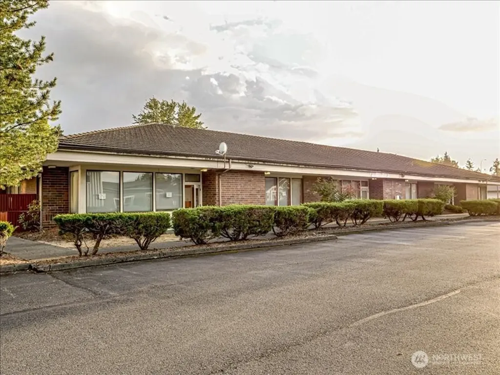 10317 122nd Street E Puyallup WA 98374