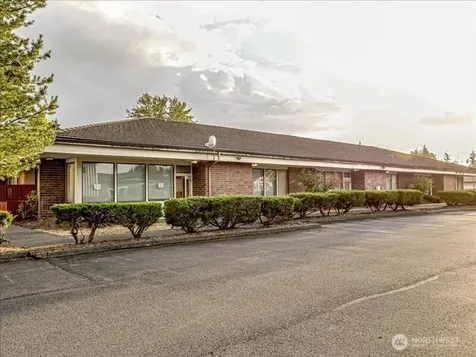 10317 122nd Street E Puyallup WA 98374