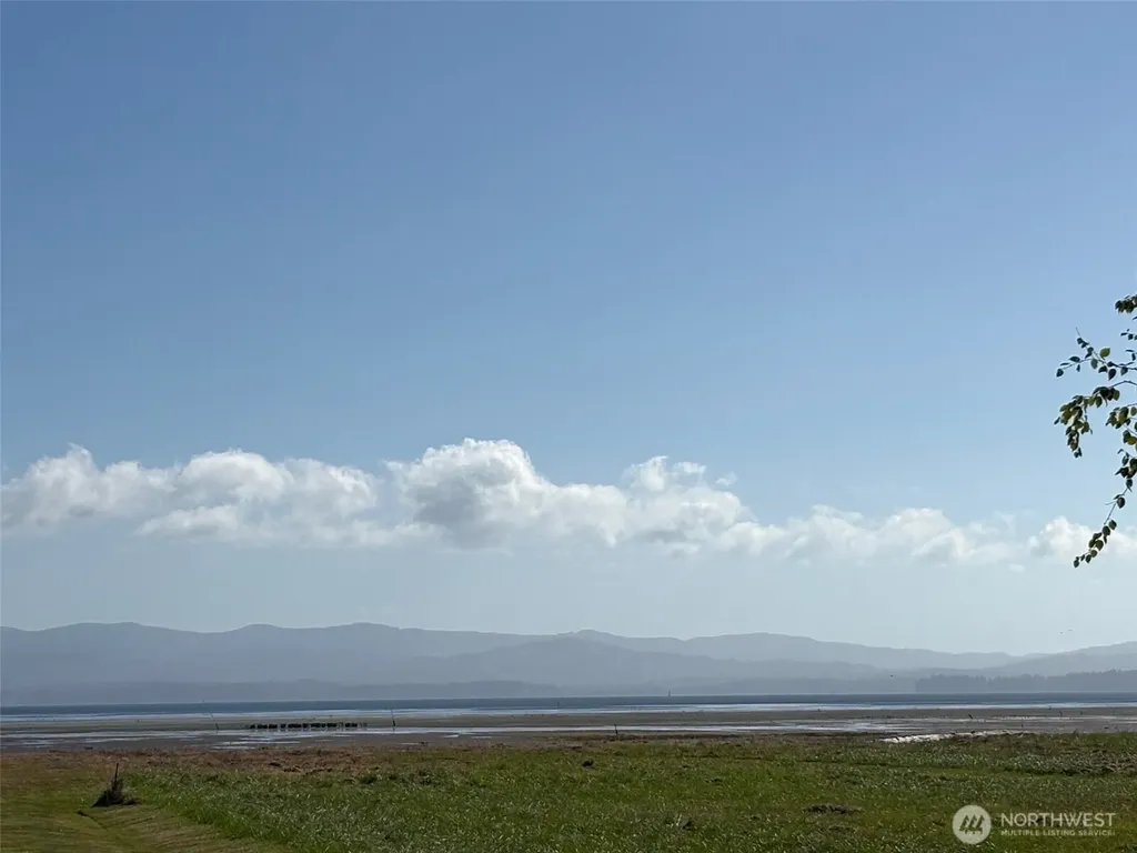 33880 Territory Road Oysterville WA 98640
