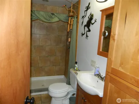 44 Bonaparte Avenue Tonasket WA 98855