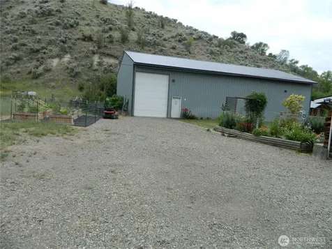 44 Bonaparte Avenue Tonasket WA 98855