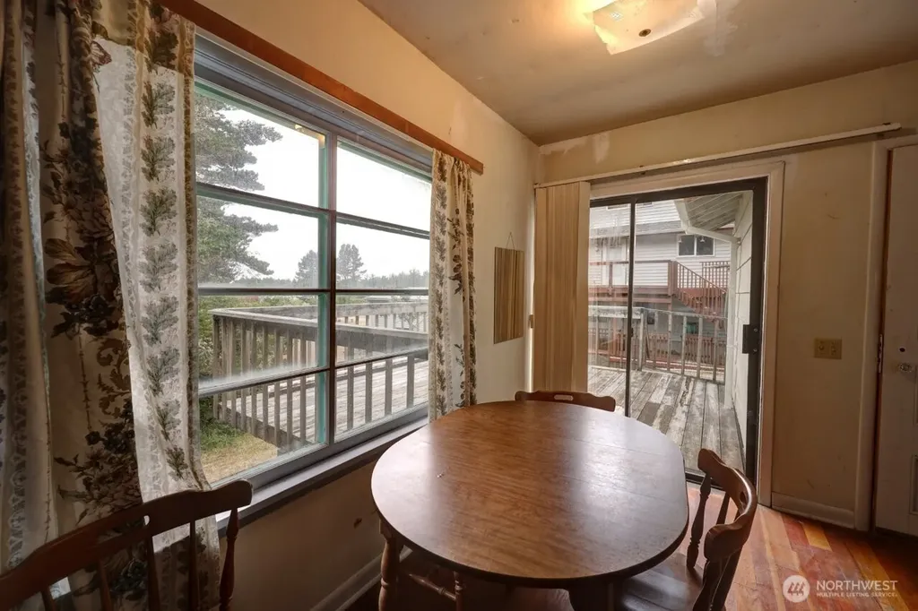 13907 N Alley Long Beach WA 98631