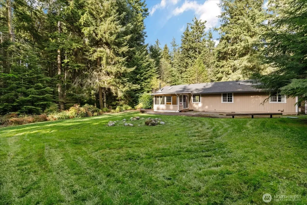 3100 Sea Eagle Lane Greenbank WA 98253