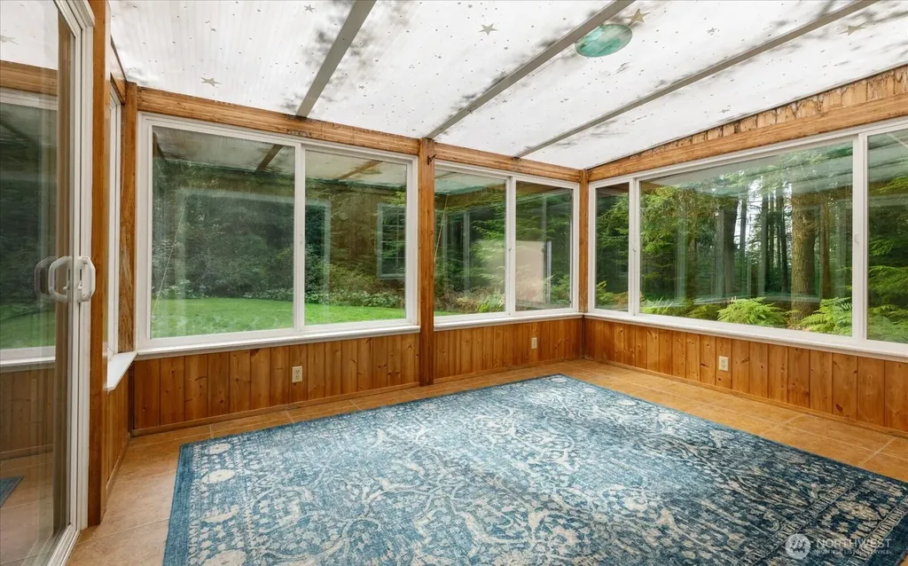 3100 Sea Eagle Lane Greenbank WA 98253