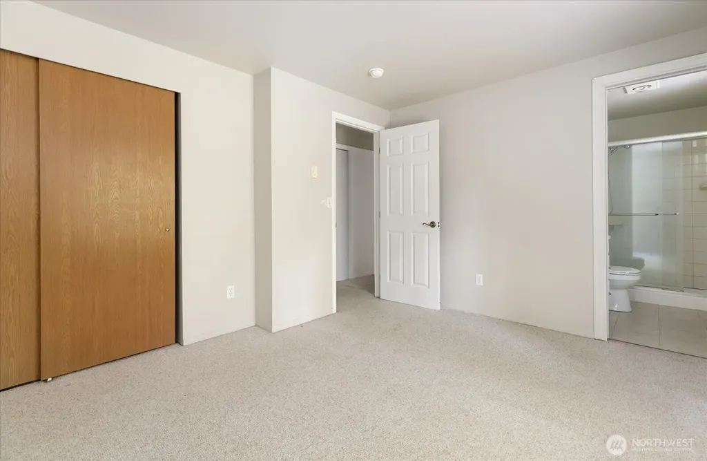3100 Sea Eagle Lane Greenbank WA 98253