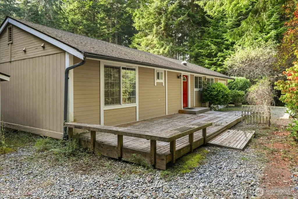 3100 Sea Eagle Lane Greenbank WA 98253