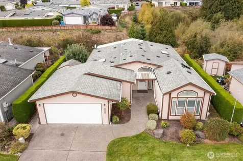 8902 60th Avenue E Puyallup WA 98371