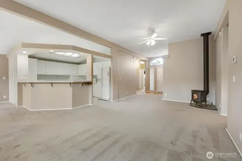 8902 60th Avenue E Puyallup WA 98371