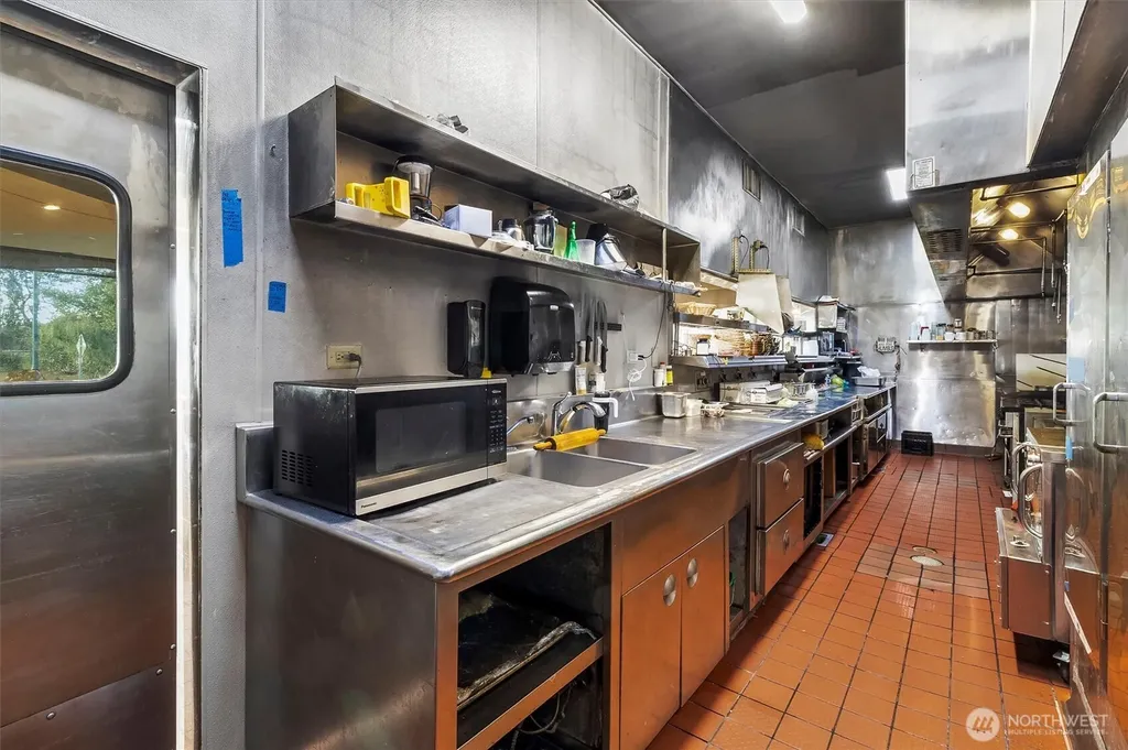 234 D Street Blaine WA 98230