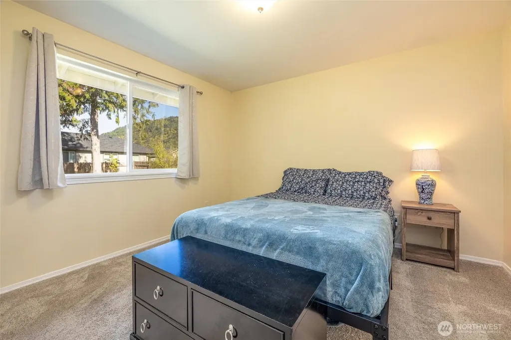 3001 Green Valley Drive Maple Falls WA 98266