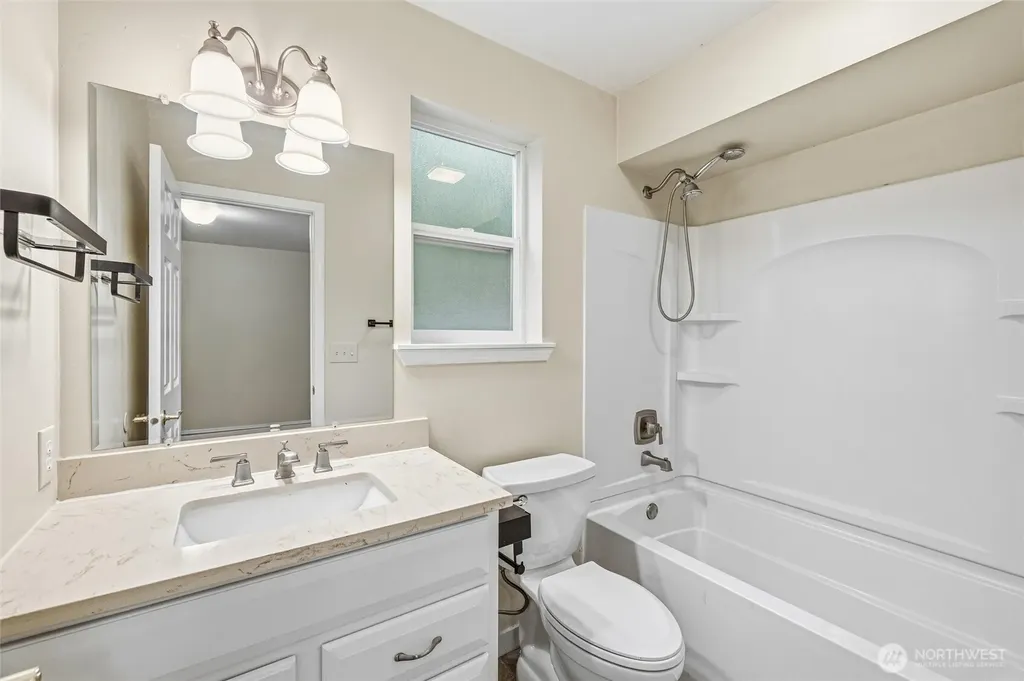 3001 Green Valley Drive Maple Falls WA 98266