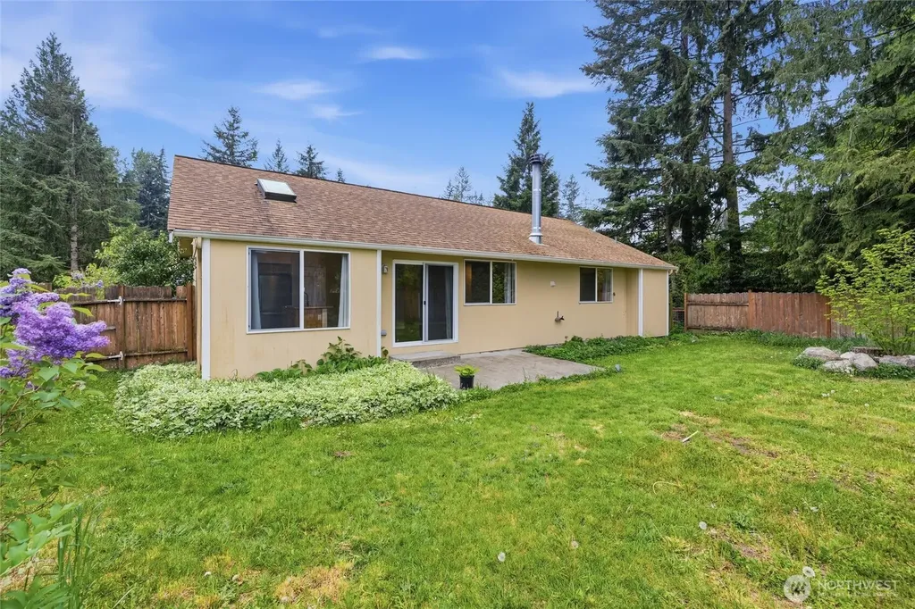 3001 Green Valley Drive Maple Falls WA 98266