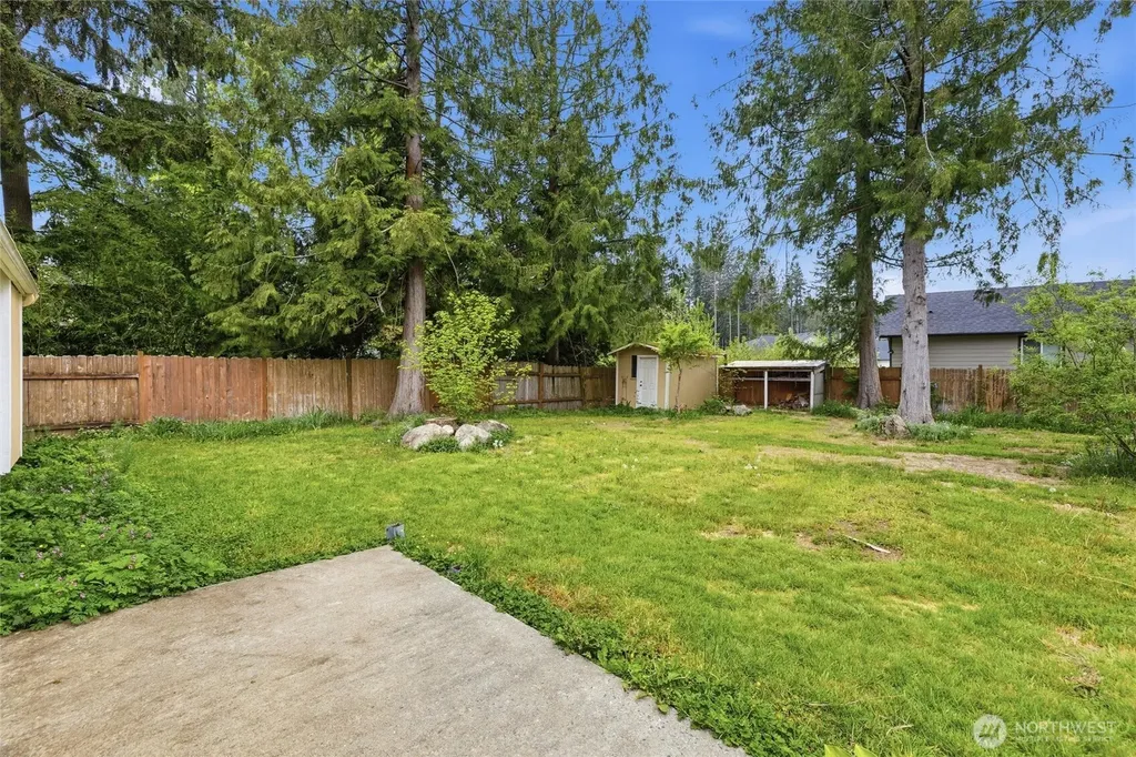 3001 Green Valley Drive Maple Falls WA 98266