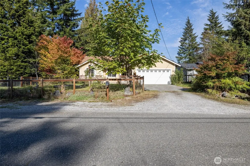 3001 Green Valley Drive Maple Falls WA 98266