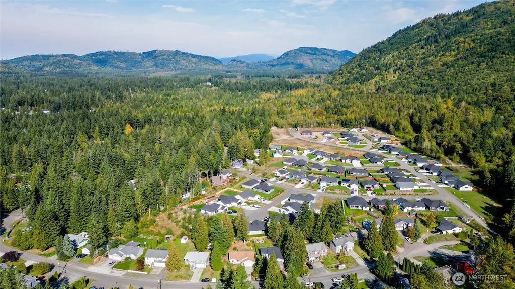 3001 Green Valley Drive Maple Falls WA 98266