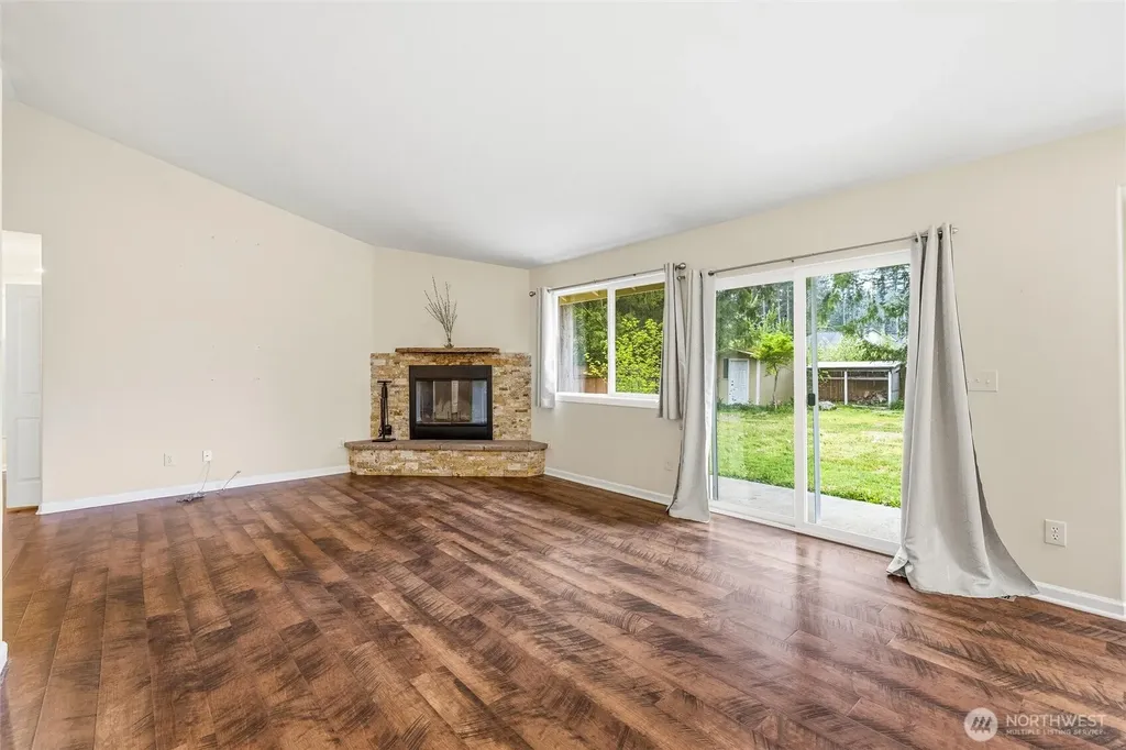 3001 Green Valley Drive Maple Falls WA 98266