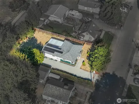2928 38th Avenue NE Tacoma WA 98422