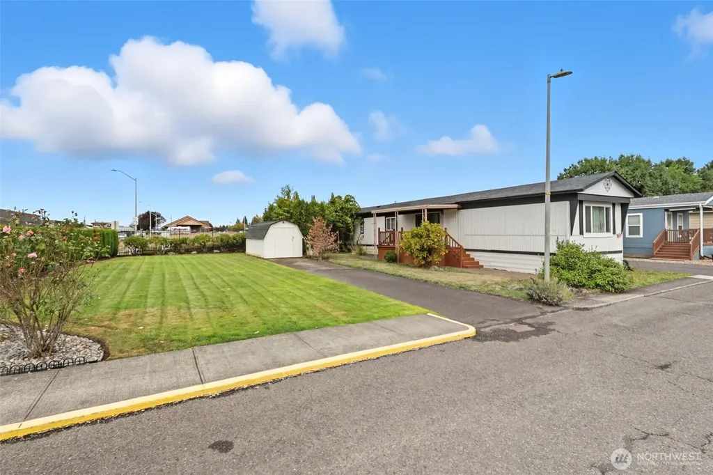 300 SW 7th Avenue Battle Ground WA 98604