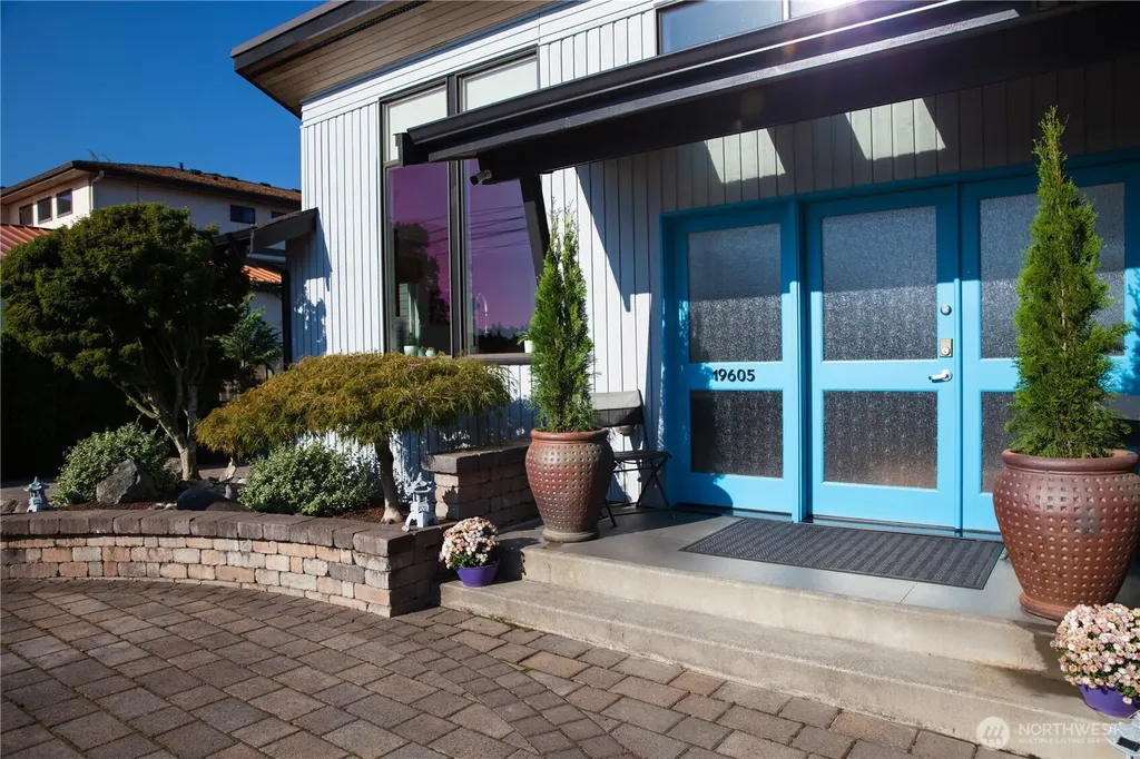 19605 Military Road S Seatac WA 98188