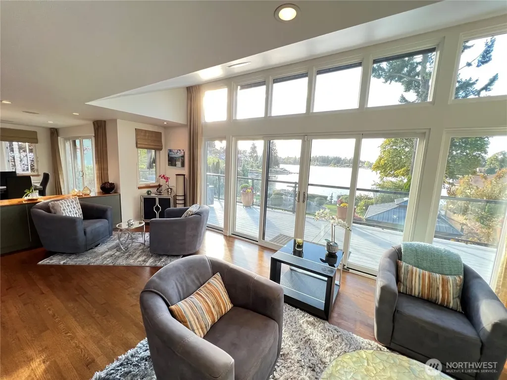 19605 Military Road S Seatac WA 98188