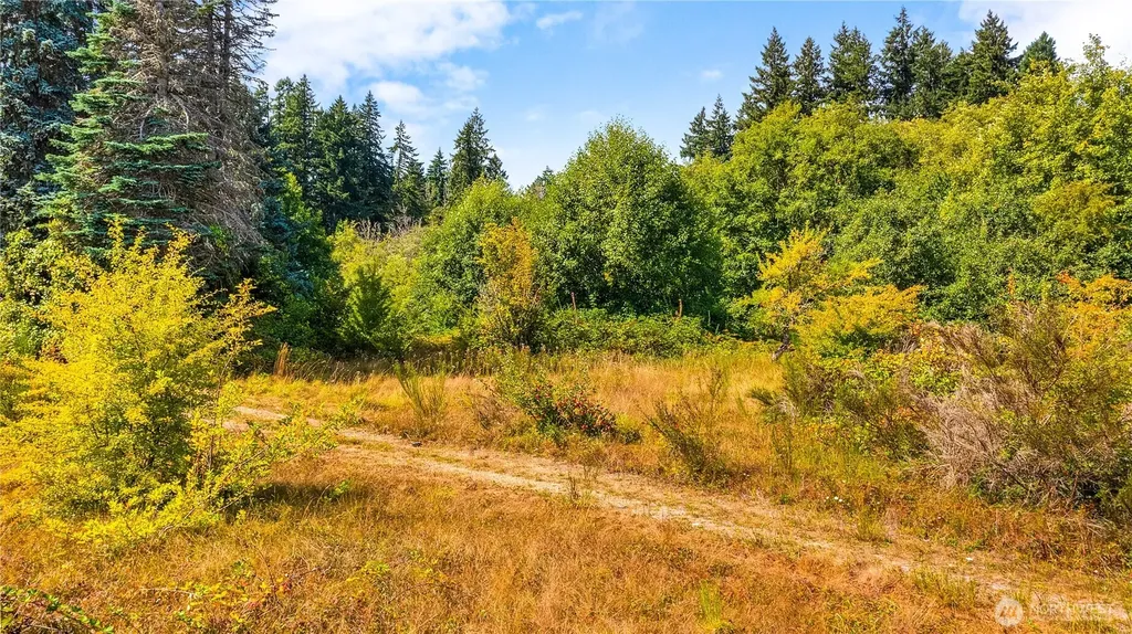 5230 Sidney Road SW Port Orchard WA 98367