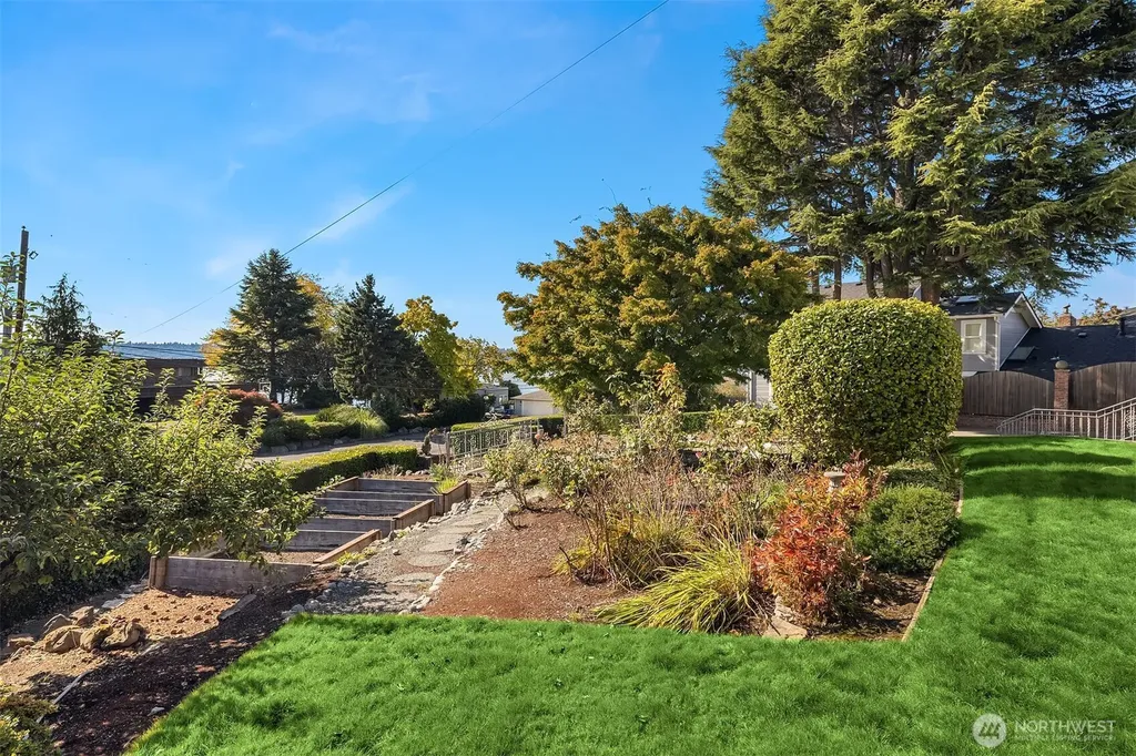 4801 Hyada Boulevard NE Tacoma WA 98422