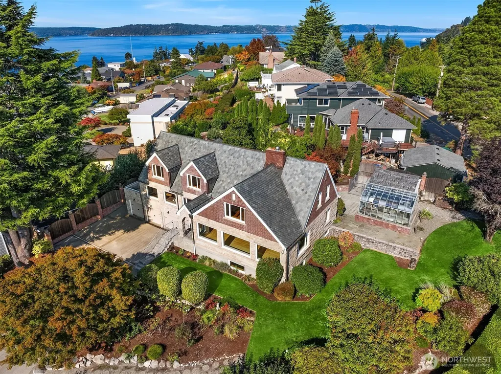 4801 Hyada Boulevard NE Tacoma WA 98422