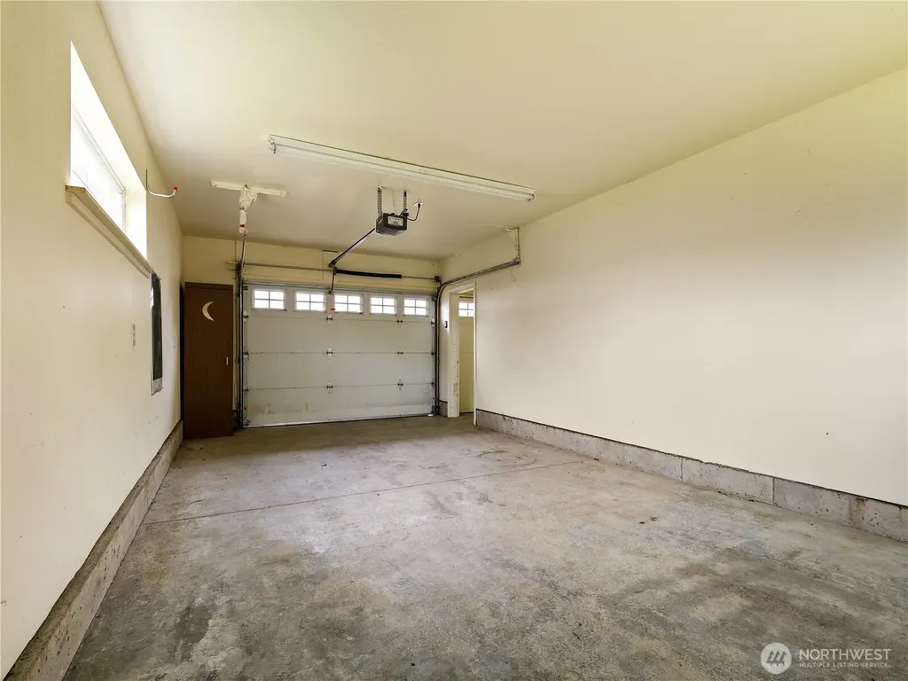 317 Captain Gray Court SE Ocean Shores WA 98569