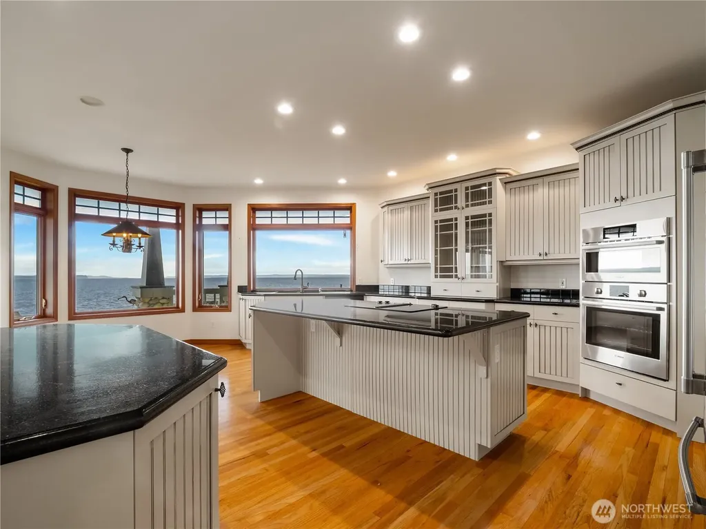 317 Captain Gray Court SE Ocean Shores WA 98569