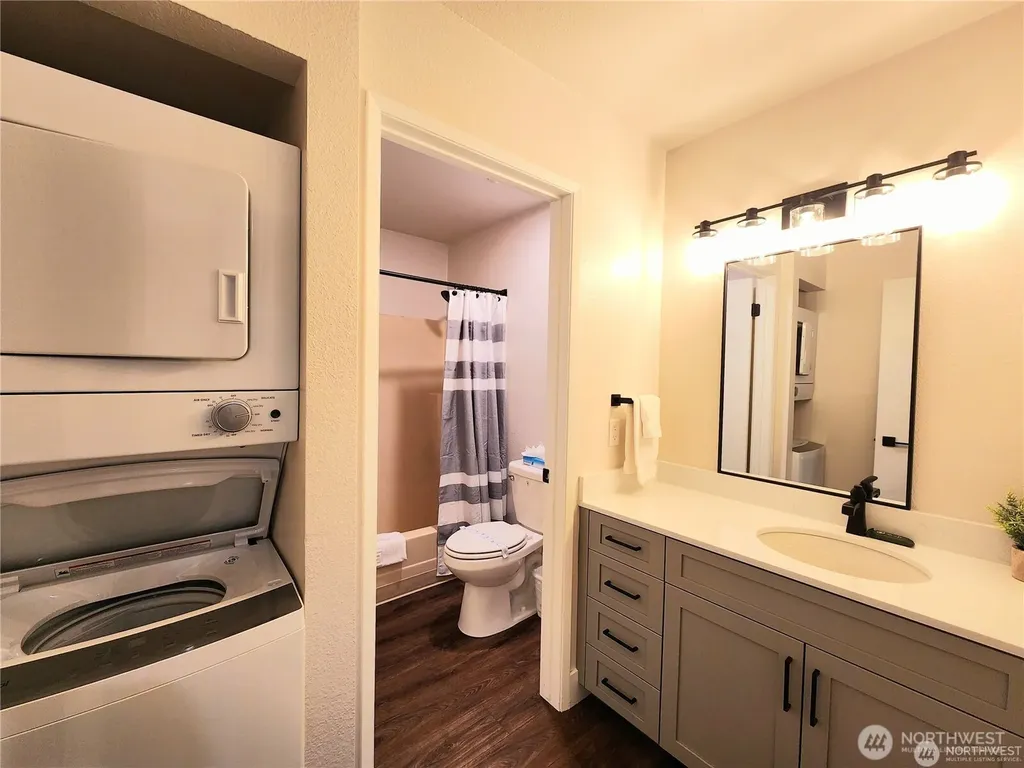 1 Lodge 610-i Manson WA 98831