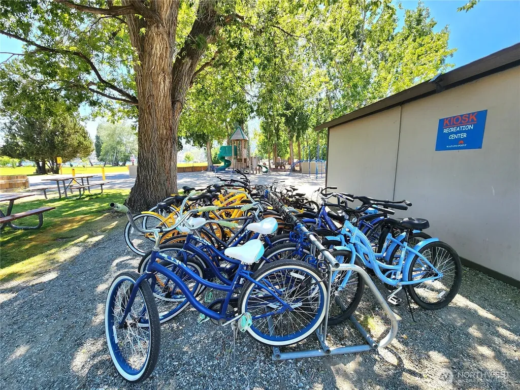 1 Lodge 610-i Manson WA 98831