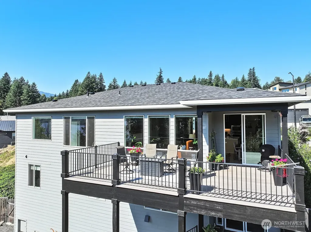 220 NE Lower Basso Circle Stevenson WA 98648
