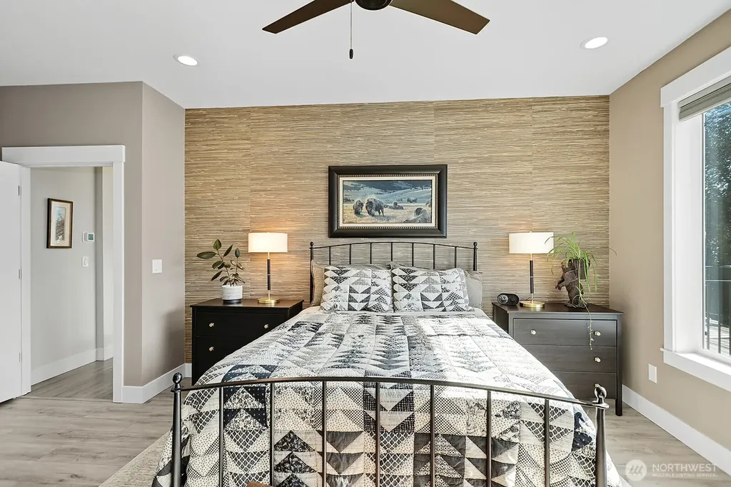 220 NE Lower Basso Circle Stevenson WA 98648