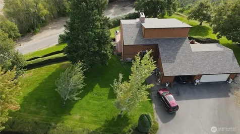 14 Hahn Road Omak WA 98841