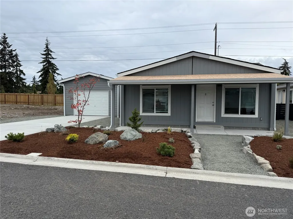 881 N Iris Avenue Sequim WA 98382