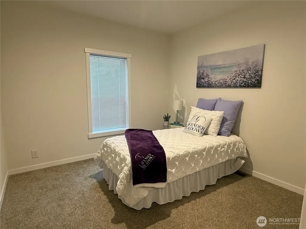 881 N Iris Avenue Sequim WA 98382