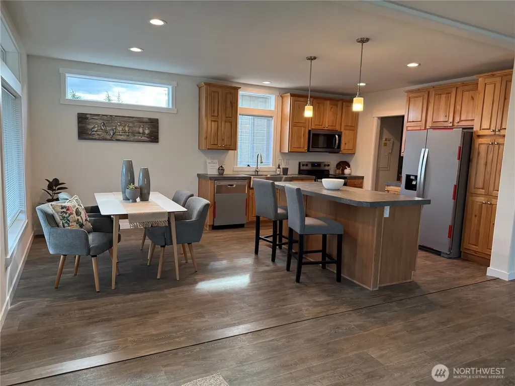 881 N Iris Avenue Sequim WA 98382