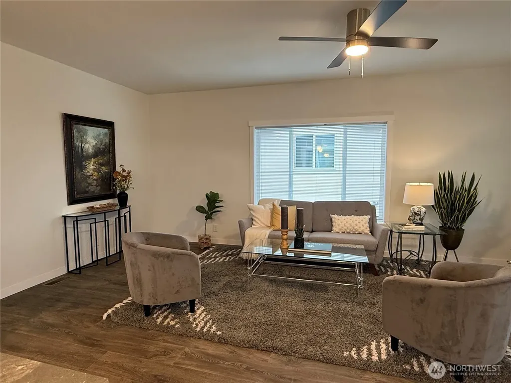 881 N Iris Avenue Sequim WA 98382
