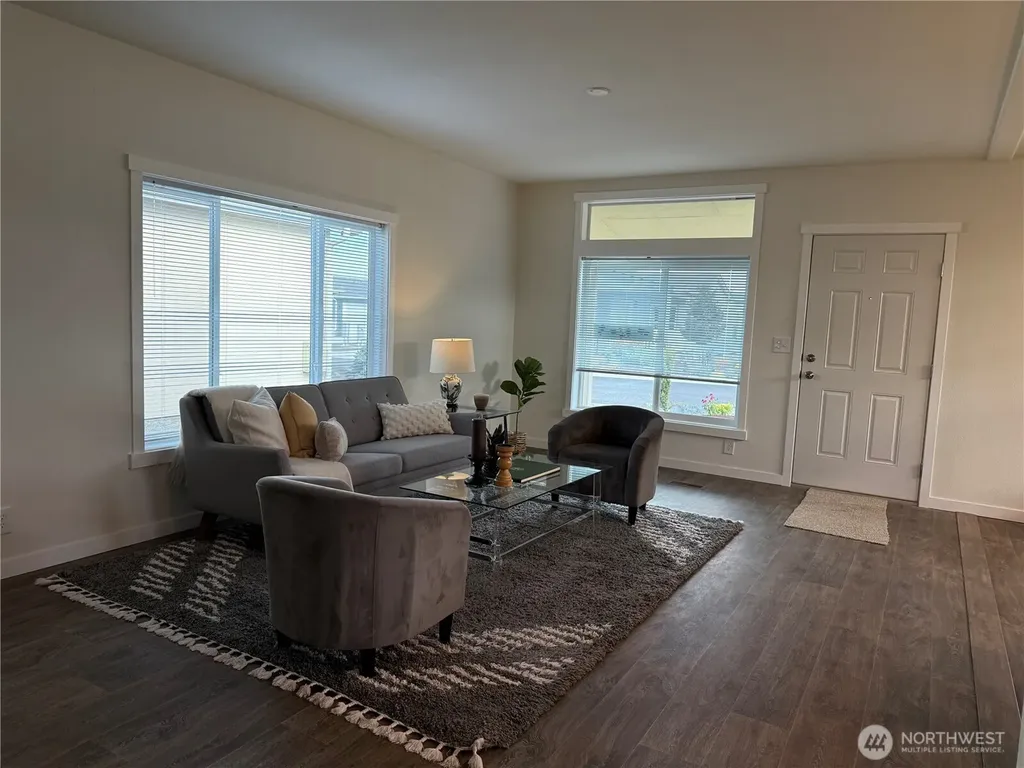 881 N Iris Avenue Sequim WA 98382