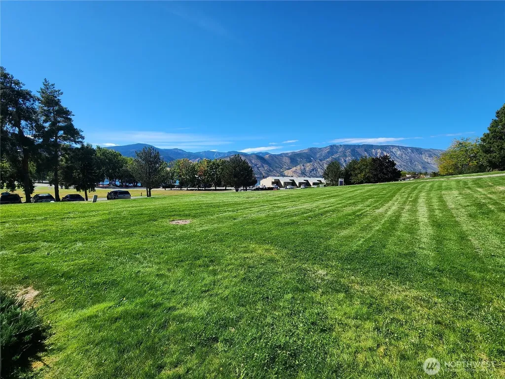 1 Lodge 601-e Manson WA 98831
