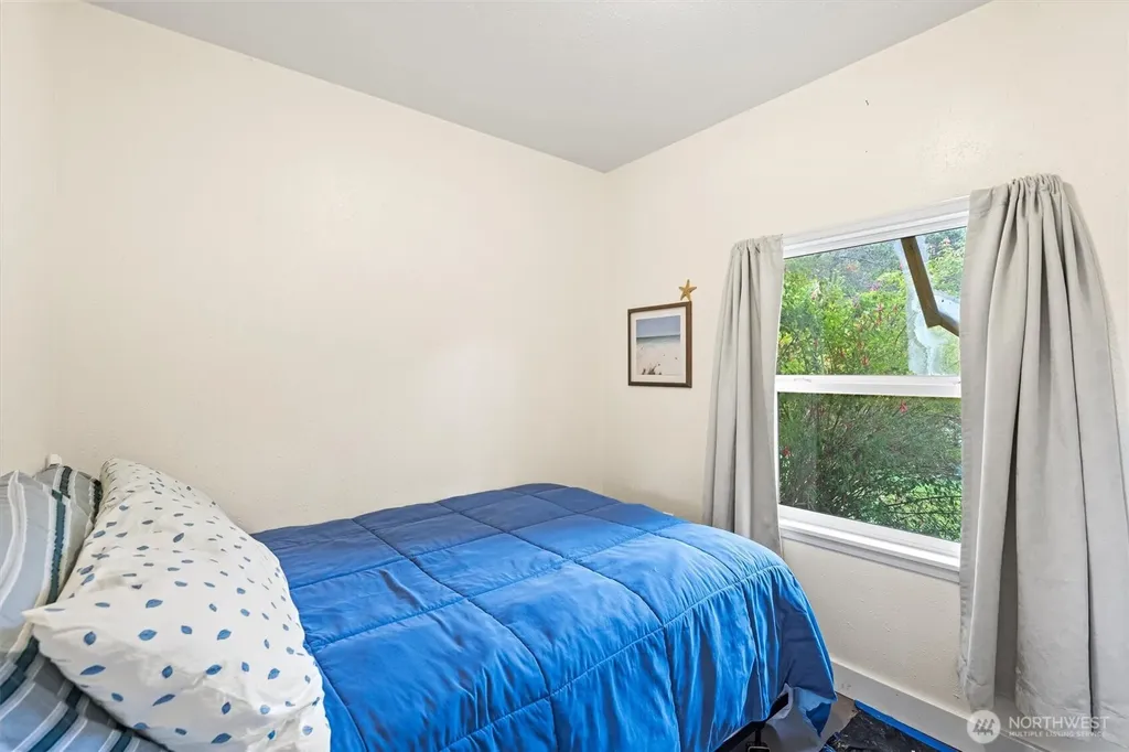 11303 Pacific Way Long Beach WA 98631