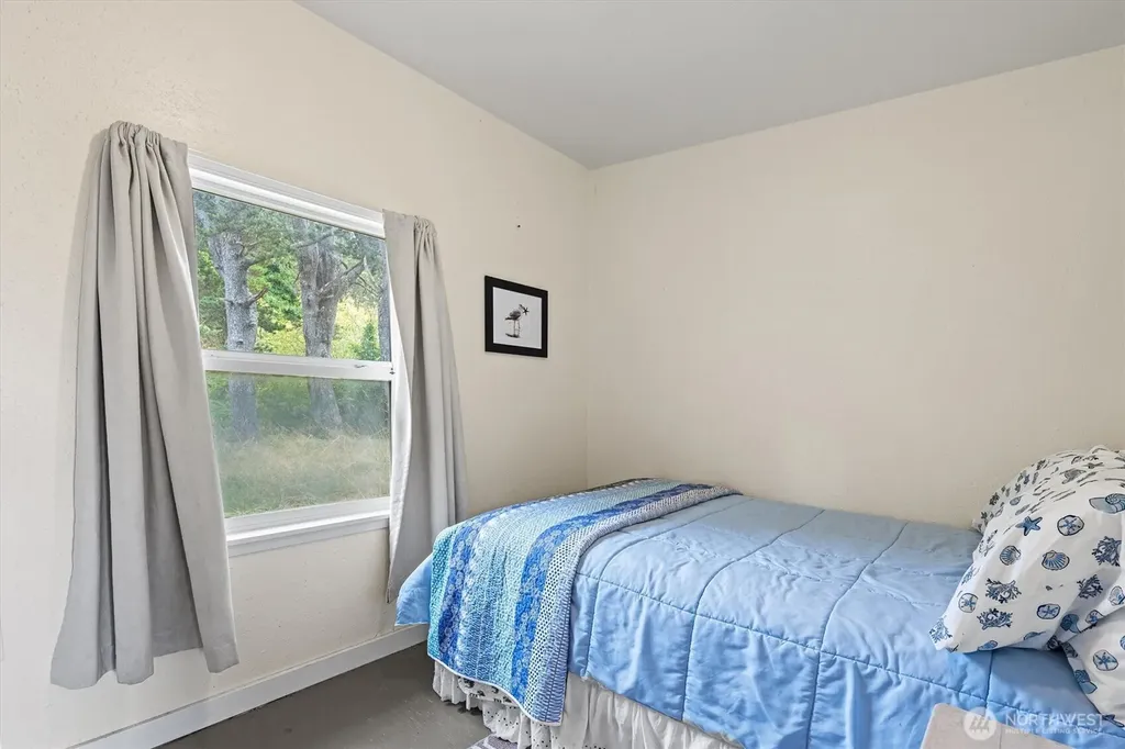 11303 Pacific Way Long Beach WA 98631