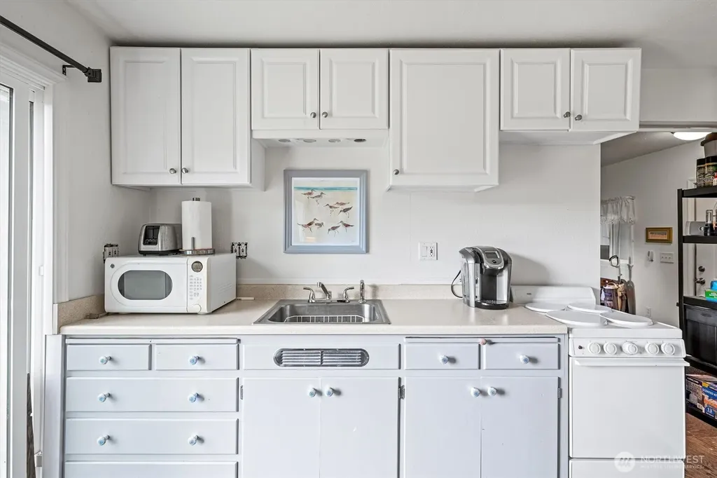 11303 Pacific Way Long Beach WA 98631