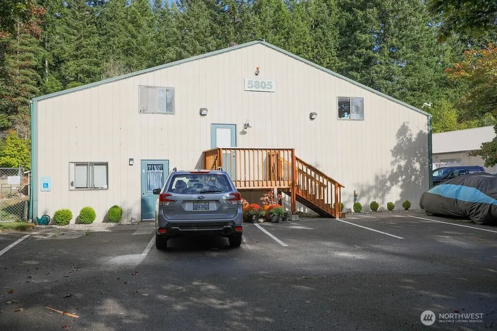 5805 NE Minder Road Poulsbo WA 98370