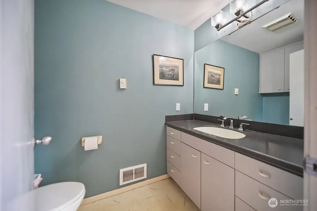 5805 NE Minder Road Poulsbo WA 98370
